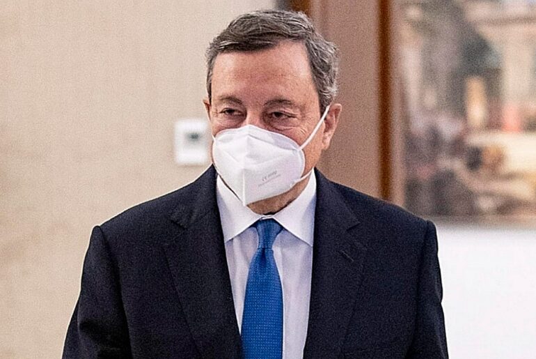 ll Premier Draghi striglia le Regioni: basta furbetti del vaccino