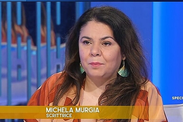 L’ultima balla di Michela Murgia: “Intimidita da un poliziotto”