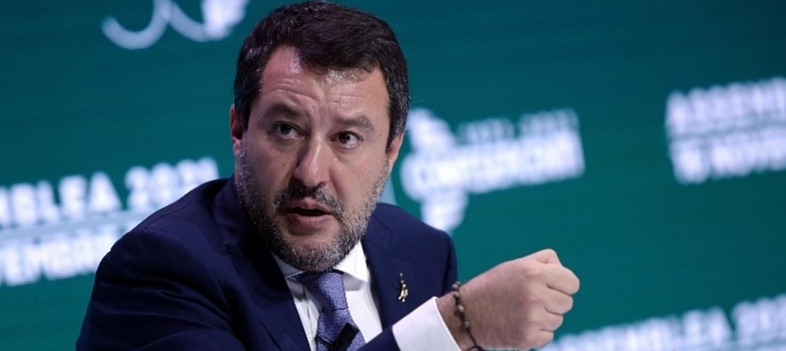 Salvini soldi rubati da chi non fa una mazza