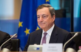 Draghi l'Europa gli volta le spalle 