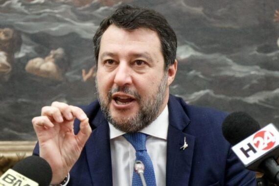 Matteo Salvini, a valanga su Landini e Schlein: “Sarebbe la prima volta al mondo”